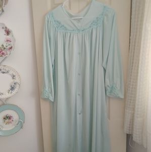 Shadowline Vintage Aqua Robe